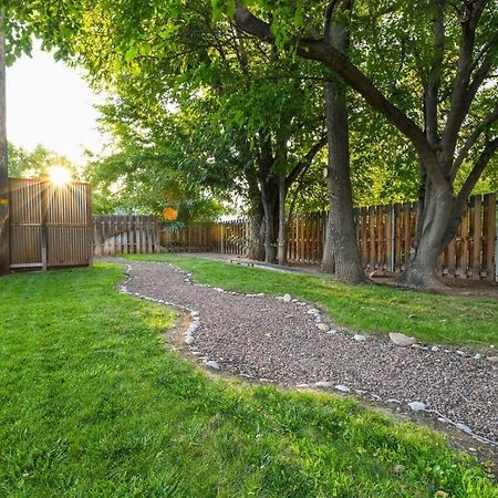 Charming 2 Bedroom Near Downtown - Rose Tree 1 Moab Buitenkant foto