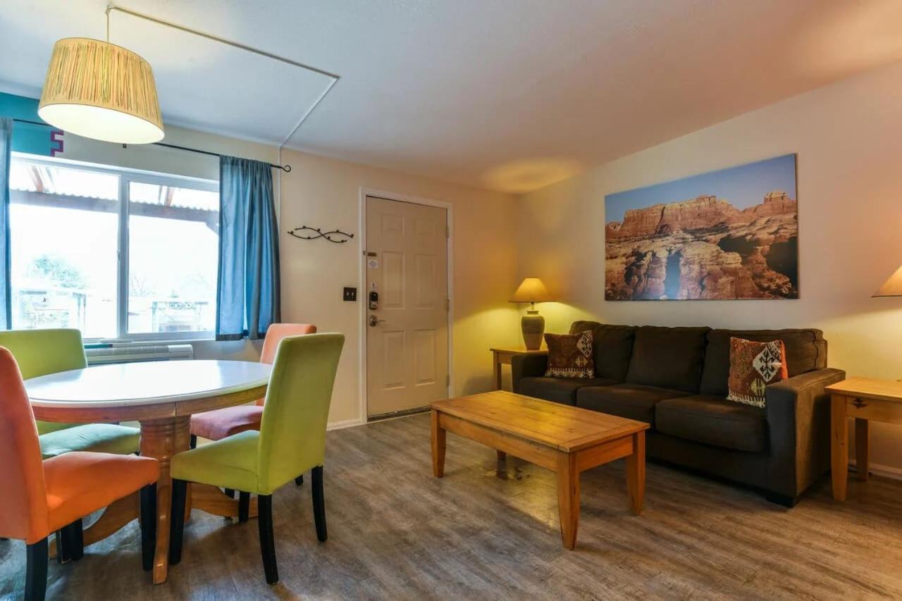 Charming 2 Bedroom Near Downtown - Rose Tree 1 Moab Buitenkant foto